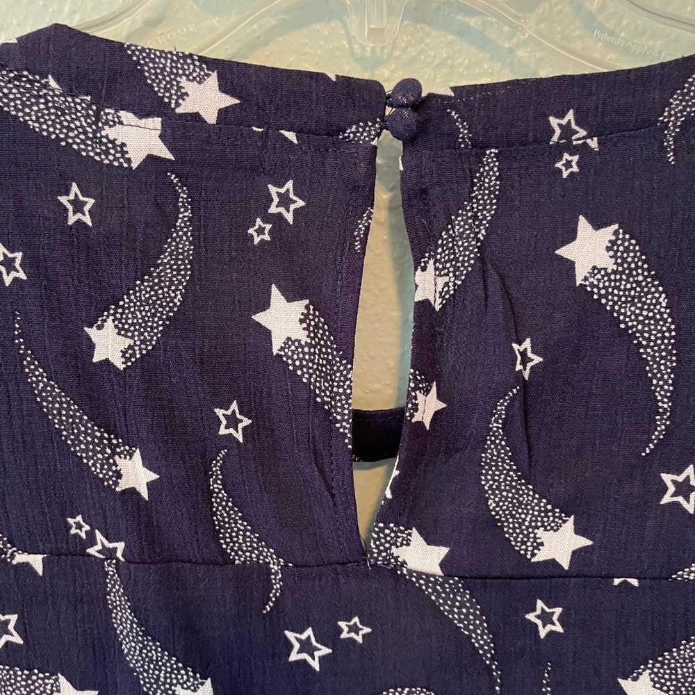 Lane Bryant Navy Blouse Plus Size 18P Bell Sleeve Floral Print Keyhole Top NWT - Picture 4 of 9
